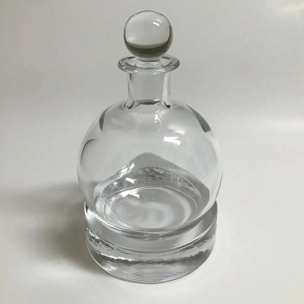 Decanter Clear Glass Tilted Saucer Base Stopper Modern Barware 3PC Round Bourbon